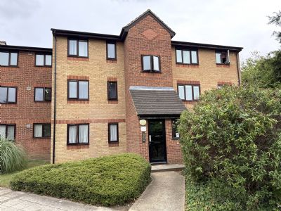 CHARTWELL CLOSE, GREENFORD, MIDDLESEX,